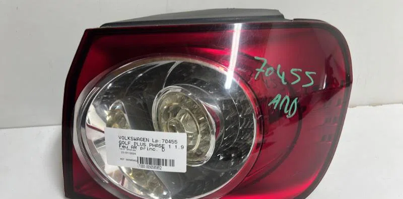 Feu arrière droit Volkswagen GOLF PLUS V (5M1, 521) 1.9 tdi (2005-2009) occasion