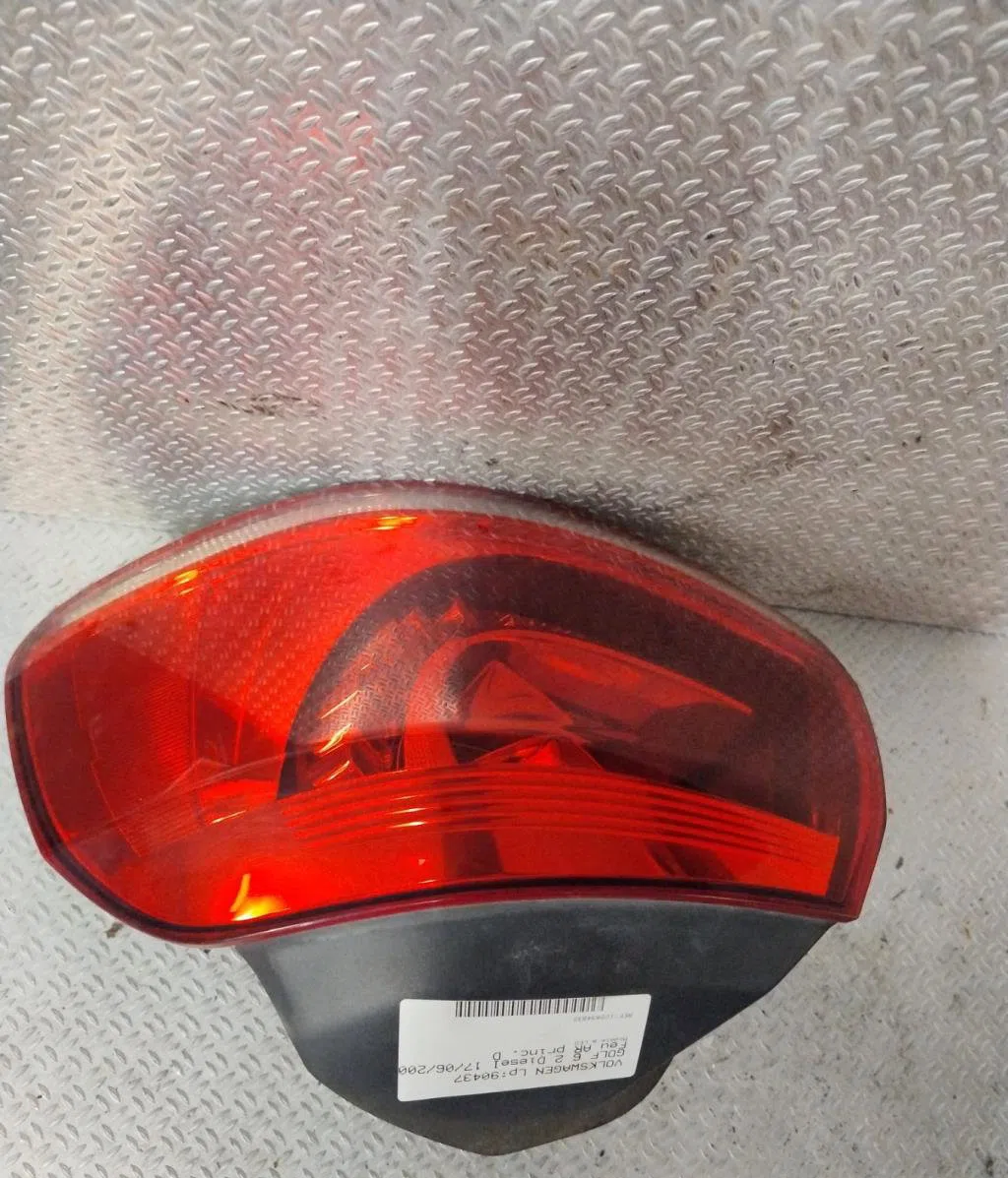 Feu arrière droit Volkswagen GOLF VI (5K1) 2.0 tdi (2008-2013) 5 portes occasion