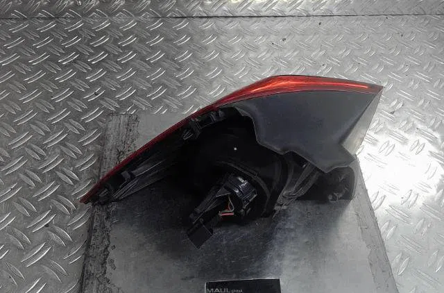 Feu arrière droit Volkswagen GOLF VII (5G1, BQ1, BE1, BE2) 1.4 tsi (2014-2020) occasion