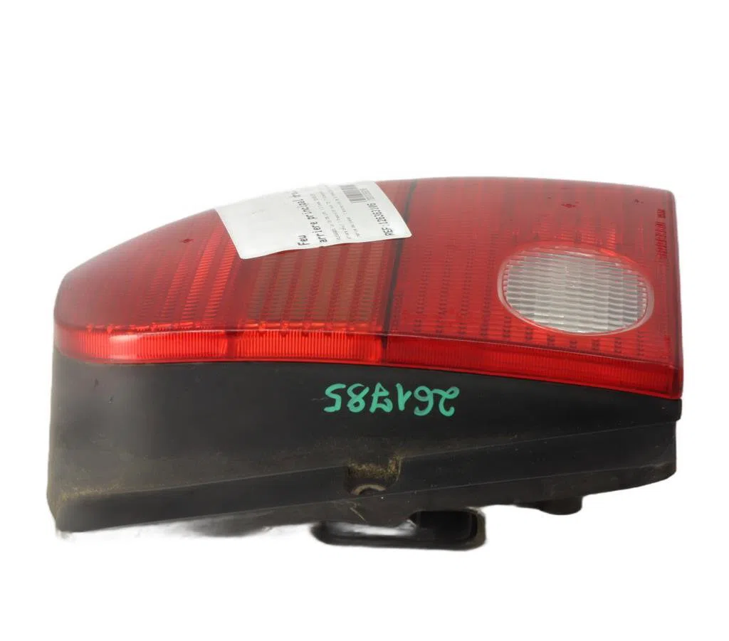 Feu arrière droit Volkswagen LUPO I (6X1, 6E1) 1.2 tdi 3l (1999-2005) occasion