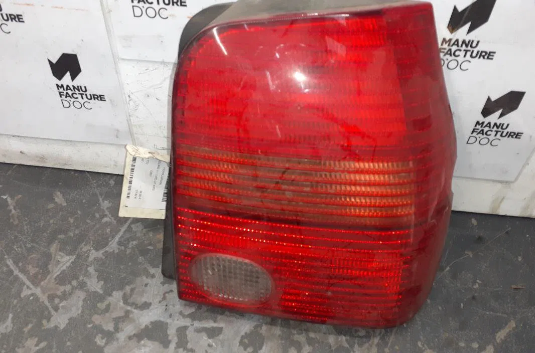 Feu arrière droit Volkswagen LUPO I (6X1, 6E1) 1.4 16v (1998-2005) occasion