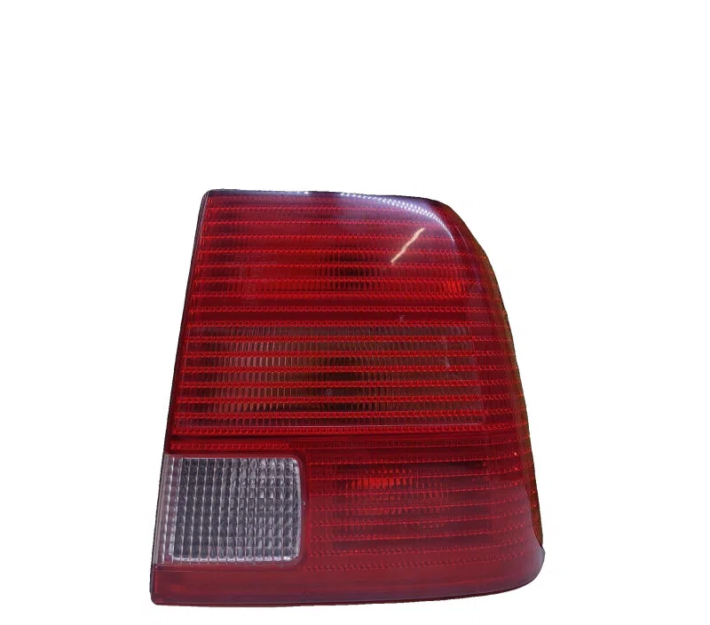 FEU ARRIERE DROIT VOLKSWAGEN PASSAT 3B5945096AE