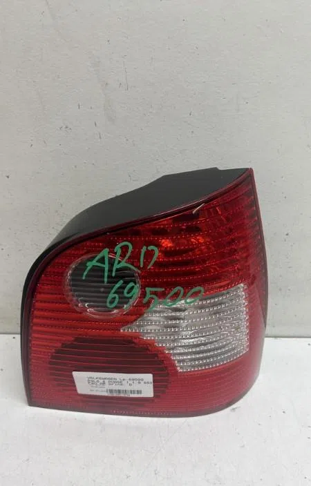 Feu arrière droit Volkswagen POLO (9N_, 9A_) 1.9 sdi (2001-2009) occasion
