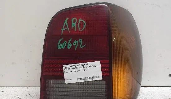 Feu arrière droit Volkswagen POLO III (6N1) 60 1.4 (1995-1999) occasion