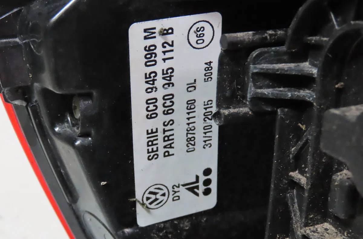 Feu arrière droit VOLKSWAGEN POLO occasion