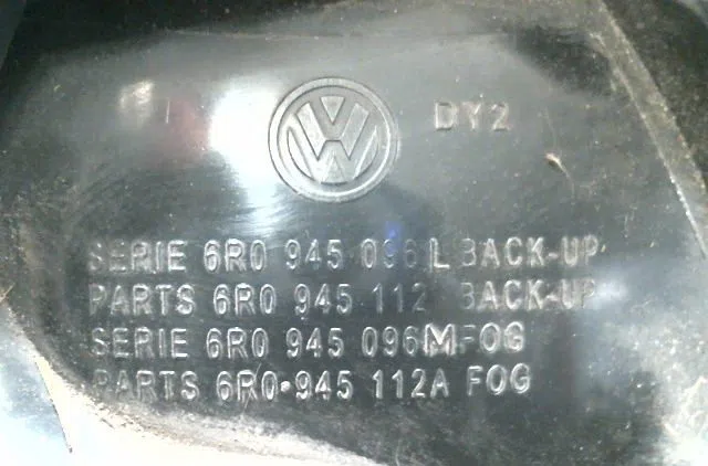 Feu arrière droit Volkswagen POLO V (6R1, 6C1) 1.2 tdi (2009) 5 portes occasion