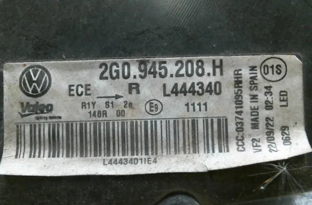 Feu arrière droit Volkswagen POLO VI (AW1, BZ1, AE1) 1.0 tsi (2017) occasion