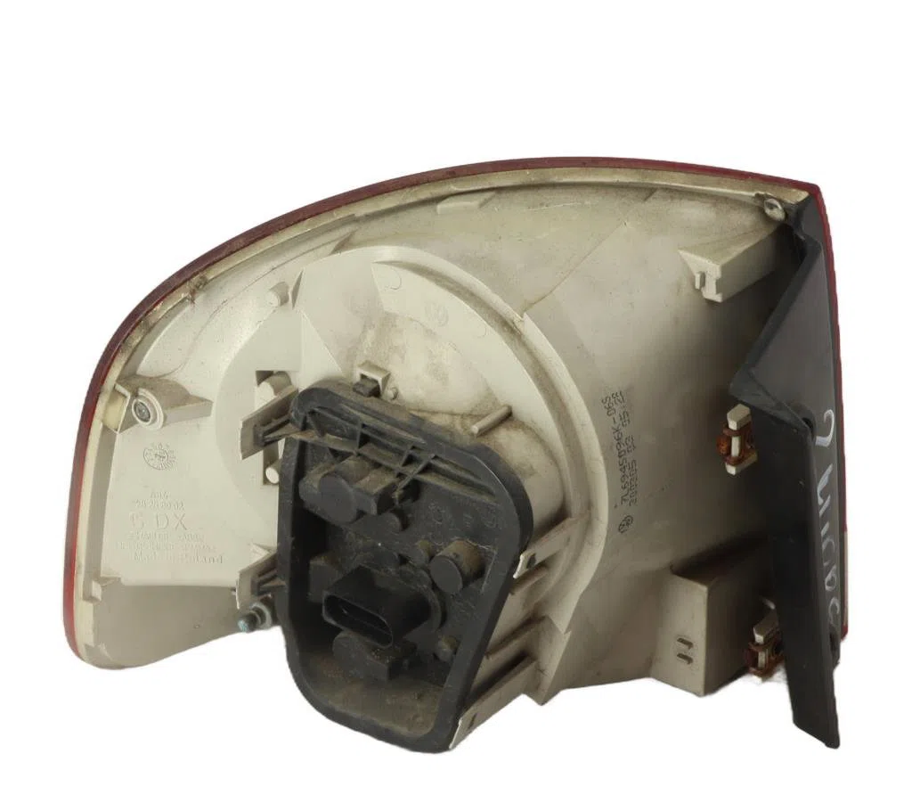 Feu arrière droit Volkswagen TOUAREG (7LA, 7L6, 7L7) 3.2 v6 (2002-2006) occasion