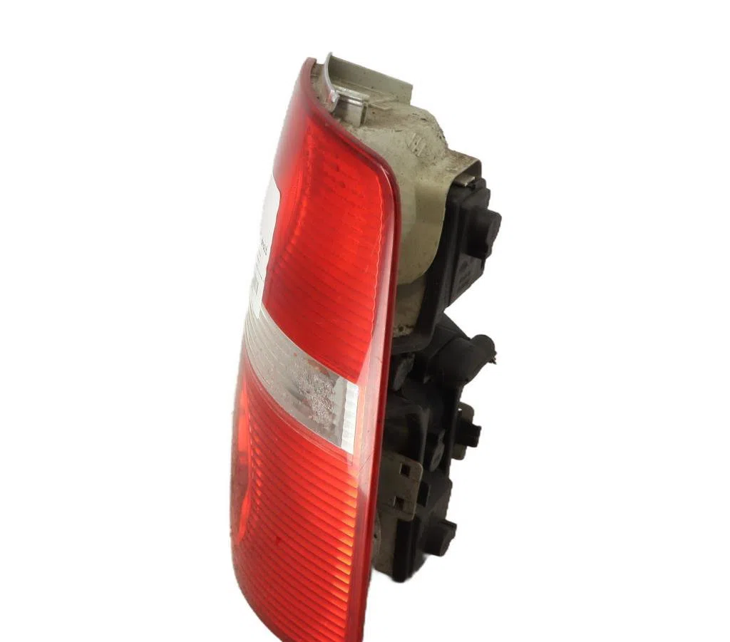 Feu arrière droit Volkswagen TOURAN (1T1, 1T2) 1.6 fsi (2003-2007) occasion