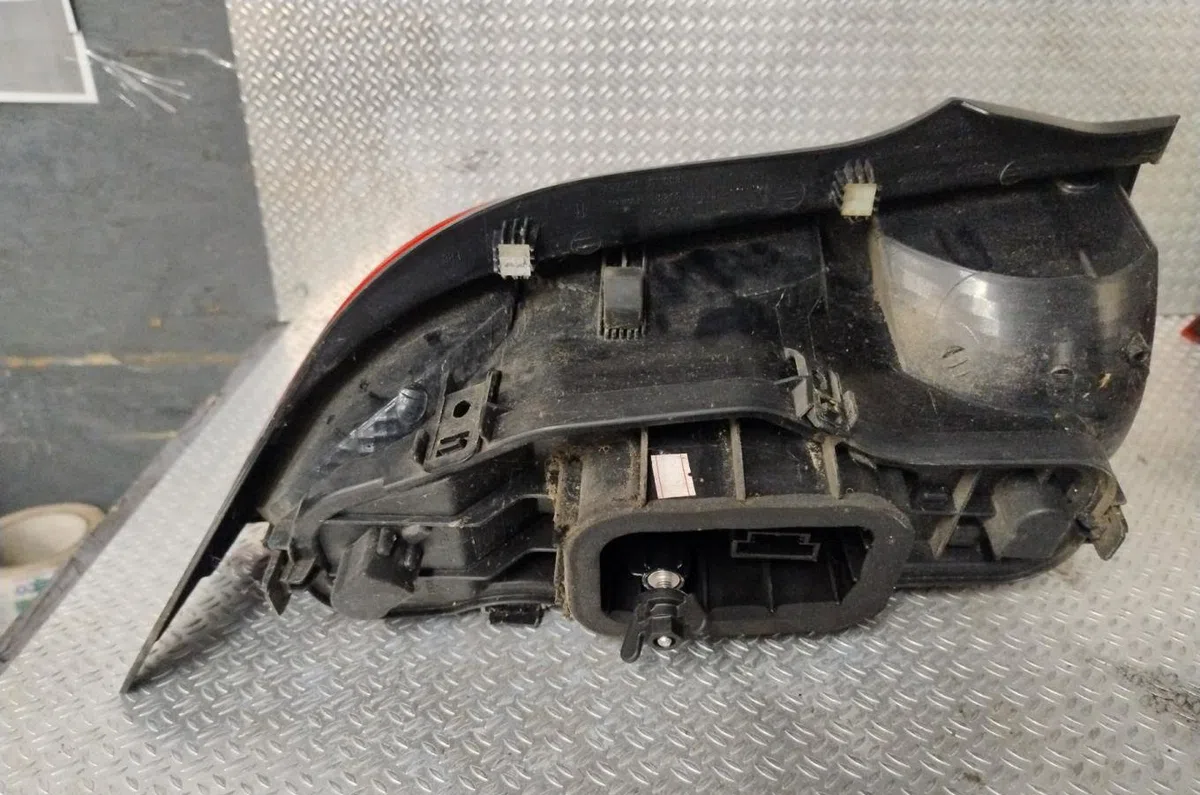 Feu arrière droit Volkswagen UP! (121, 122, BL1, BL2, BL3, 123) 1.0 (2011-2020) 5 portes occasion