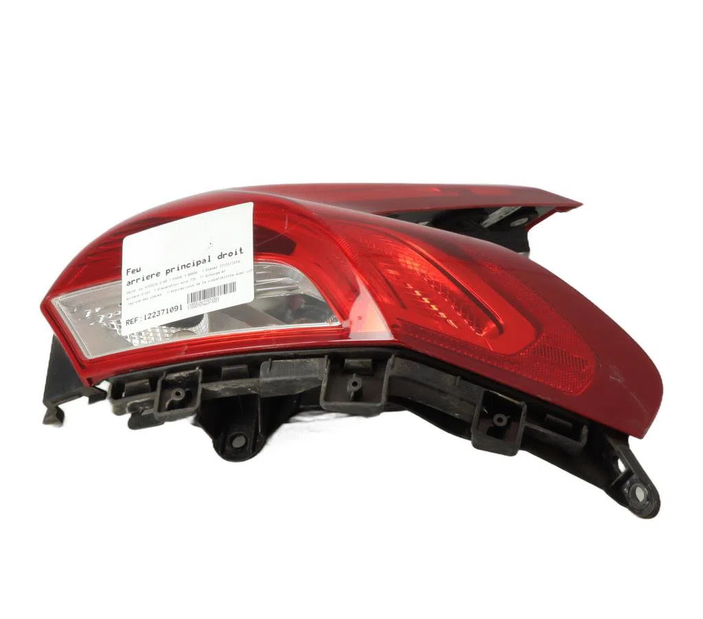 Feu arrière droit Volvo V40 3-5 portes (525) D3 (2012-2015) occasion