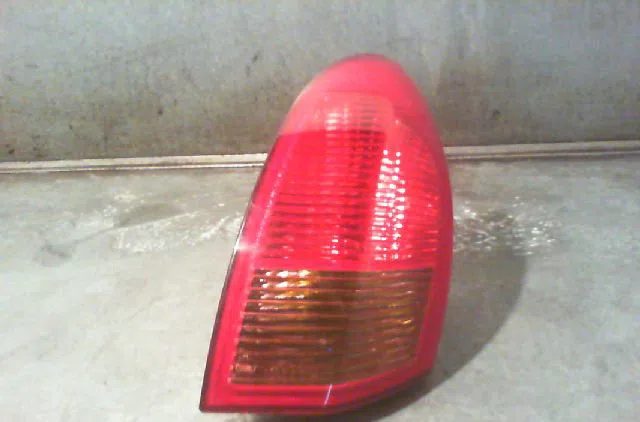 Feu arrière gauche ALFA ROMEO 147 2005 occasion