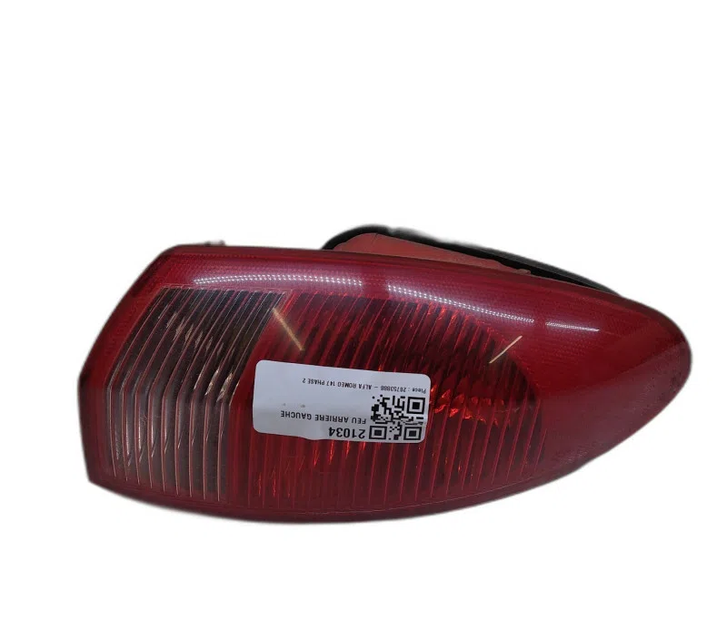 FEU ARRIERE GAUCHE ALFA ROMEO 147 46556349