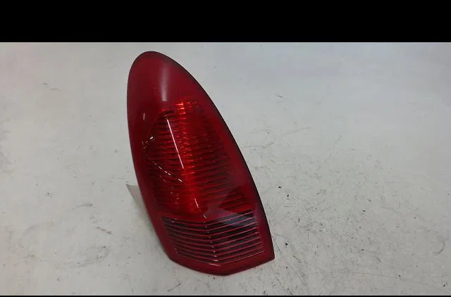 Feu arrière gauche ALFA ROMEO 147 occasion