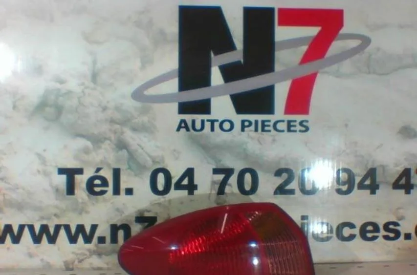 Feu arrière gauche ALFA ROMEO 147 PHASE 1 occasion