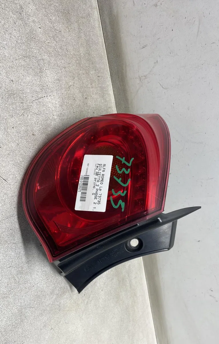 Feu arrière gauche Alfa romeo GIULIETTA (940_) 1.4 tb (940.fya1a) (2014-2018) occasion