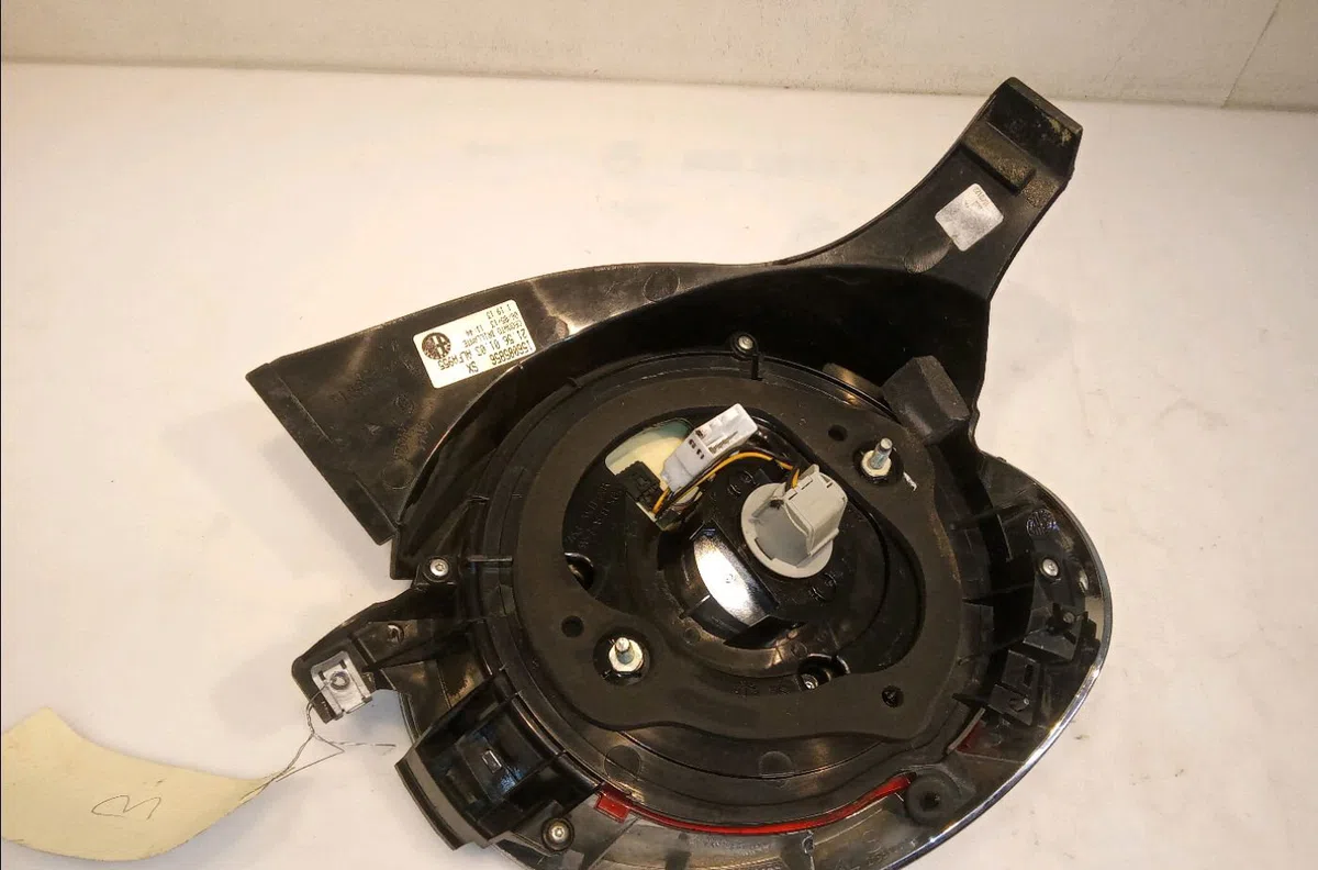 Feu arrière gauche Alfa romeo MITO (955_) 0.9 twinair (955axy1b) (2013-2018) occasion