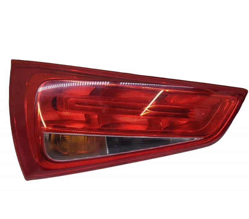 FEU ARRIERE GAUCHE AUDI A1 I 8X0945093D