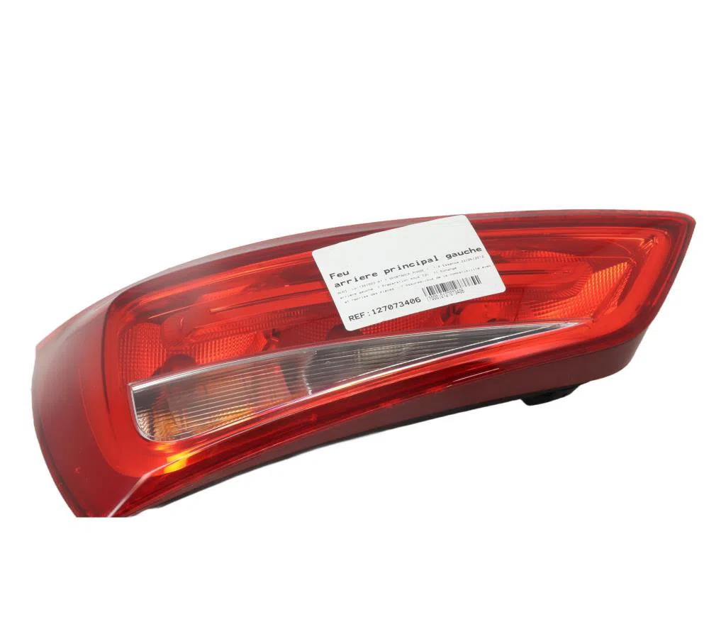 Feu arrière gauche Audi A1 Sportback (8XA, 8XF) 1.4 tfsi (2011-2015) occasion