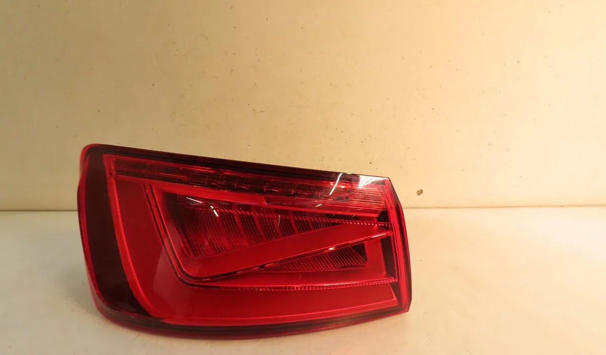 Feu arrière gauche AUDI A3 2014 occasion