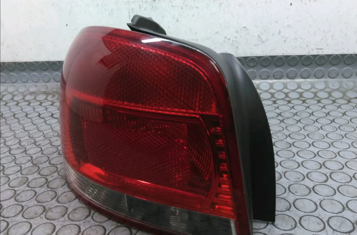 Feu arrière gauche Audi A3 (8P1) 2.0 tdi quattro (2003-2008) occasion