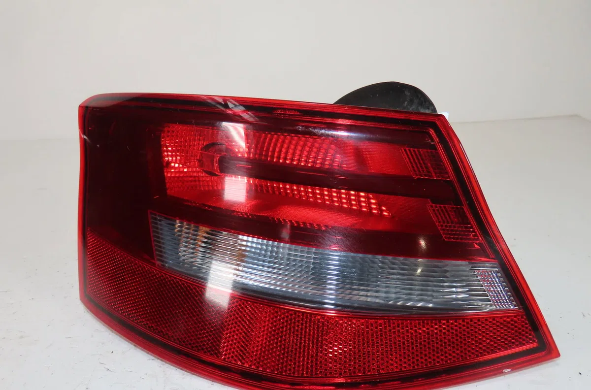 Feu arrière gauche Audi A3 (8V1, 8VK) 1.6 tdi (2013-2017) occasion