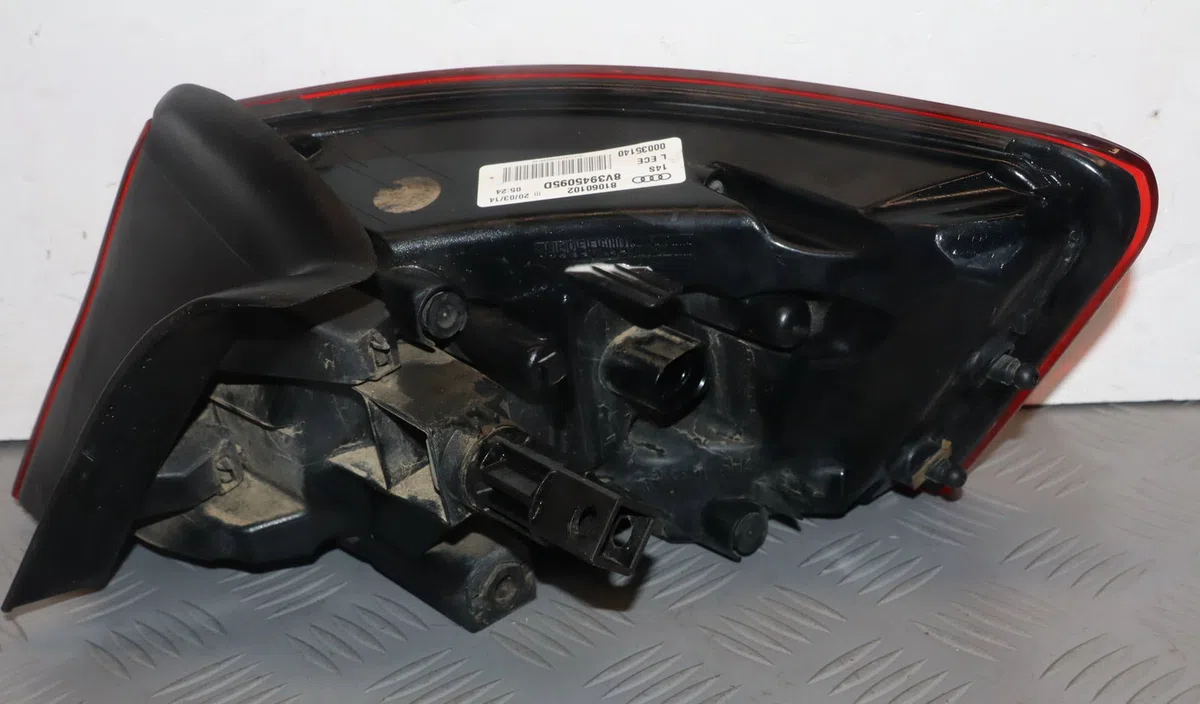 Feu arrière gauche Audi A3 (8V1, 8VK) 2.0 tdi quattro (2012-2017) occasion