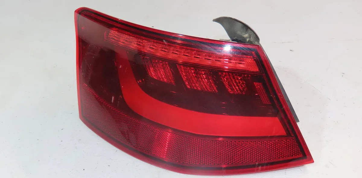 Feu arrière gauche Audi A3 (8V1, 8VK) S3 quattro (2013-2014) occasion