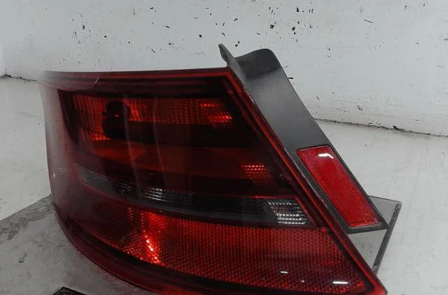 Feu arrière gauche Audi A3 Sportback (8VA, 8VF) 1.6 tdi (2012) 5 portes occasion