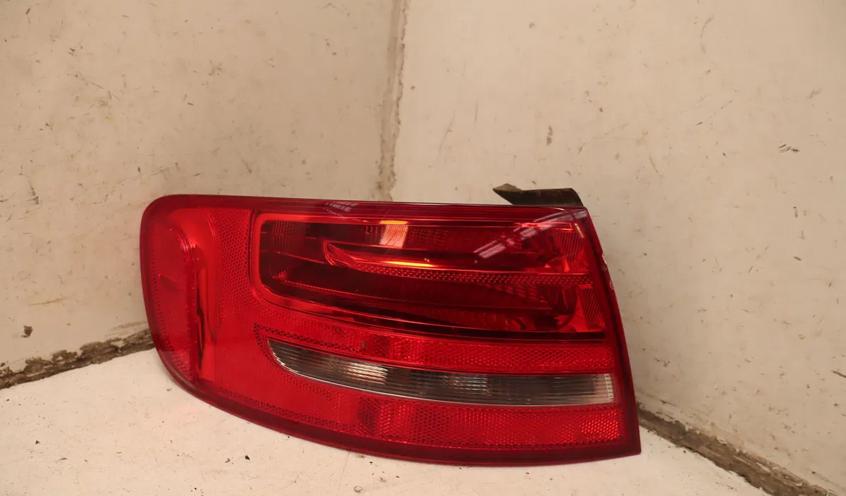 Feu arrière gauche Audi A4 B8 Avant (8K5) 1.8 tfsi (2011-2015) occasion