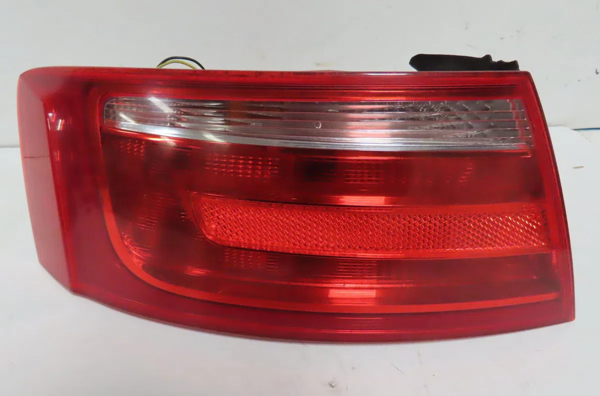 Feu arrière gauche Audi A5 (8T3) 3.0 tdi quattro (2007-2012) 2 portes occasion