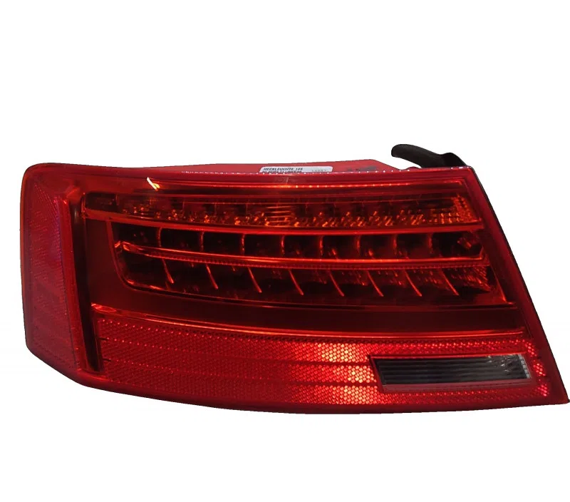 FEU ARRIERE GAUCHE AUDI A5 I SPORTBACK 8T8945095F