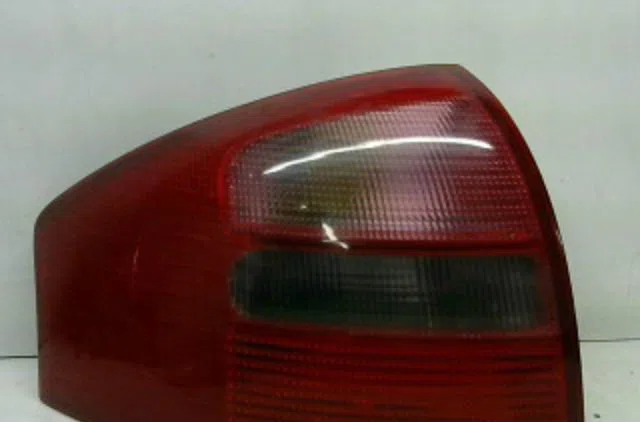 Feu arrière gauche AUDI A6 occasion