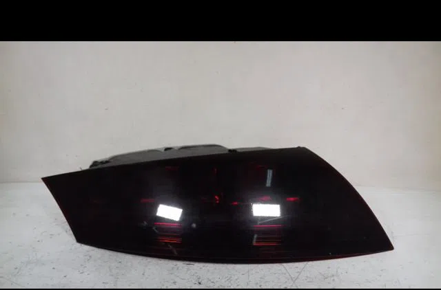Feu arrière gauche Audi TT Roadster (8J9) 2.0 tts quattro (2008-2014) occasion
