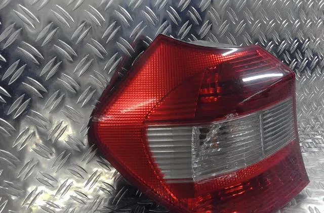 Feu arrière gauche Bmw 1 (E87) 120 d (2004-2011) occasion