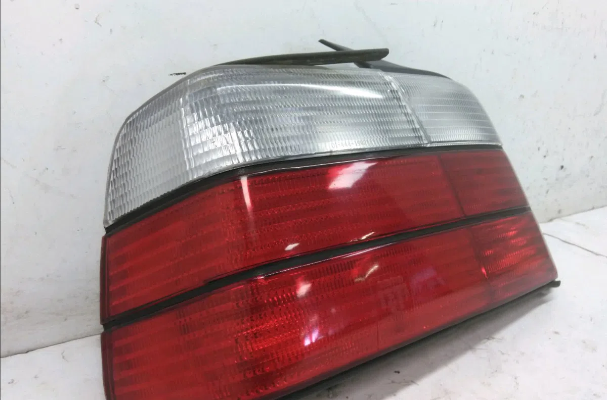 Feu arrière gauche Bmw 3 (E36) 318 i (1990-1993) occasion