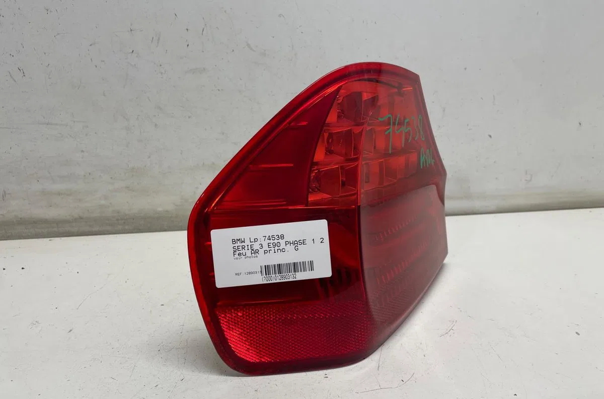 Feu arrière gauche Bmw 3 (E90) 320 d (2004-2011) occasion