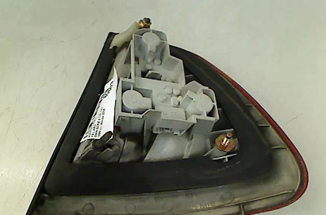 Feu arrière gauche Bmw 3 Touring (E46) 320 d (2000-2001) occasion
