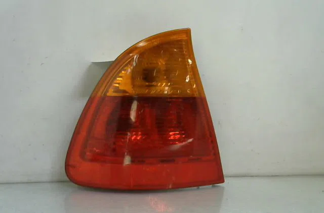 Feu arrière gauche Bmw 3 Touring (E46) 330 xd (2000-2003) occasion