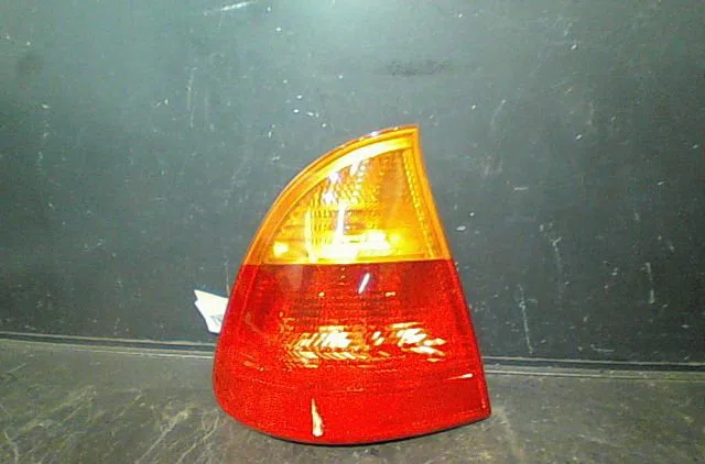 Feu arrière gauche Bmw 3 Touring (E46) 330 xd (2000-2003) occasion