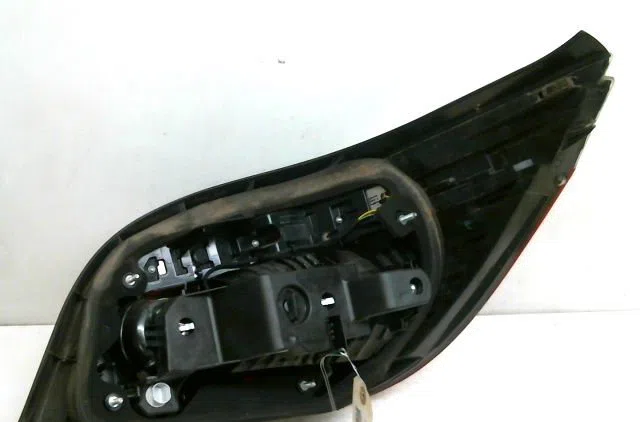 Feu arrière gauche Bmw 5 (E60) 520 d (2005-2009) occasion