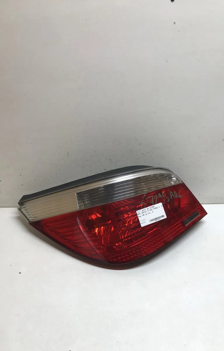Feu arrière gauche Bmw 5 (E60) 525 d (2004-2010) occasion