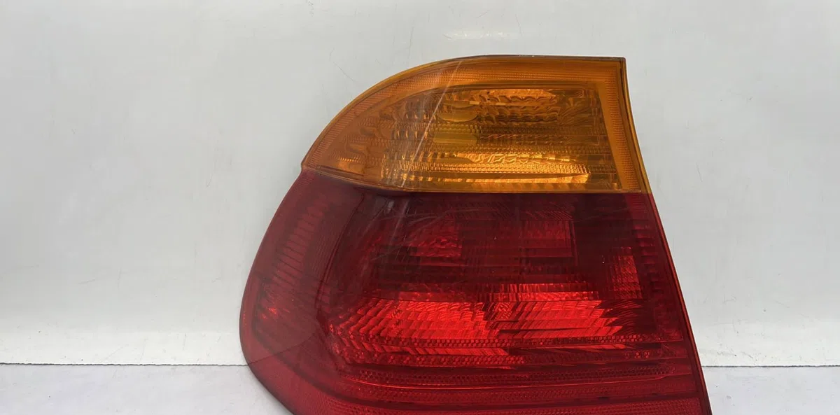 Feu arrière gauche BMW SERIE 3 E46 PHASE 1 occasion