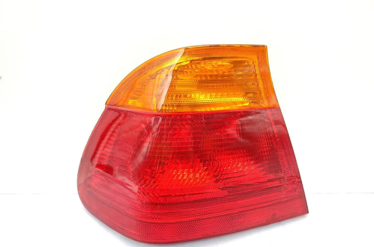 Feu arrière gauche BMW SERIE 3 E46 PHASE 1 occasion