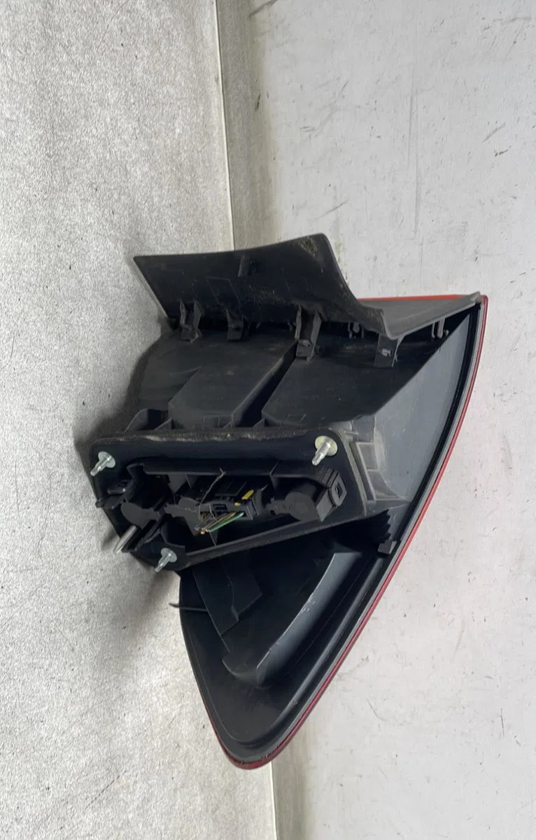 Feu arrière gauche Bmw X1 (E84) Sdrive 20 d (2010-2015) occasion