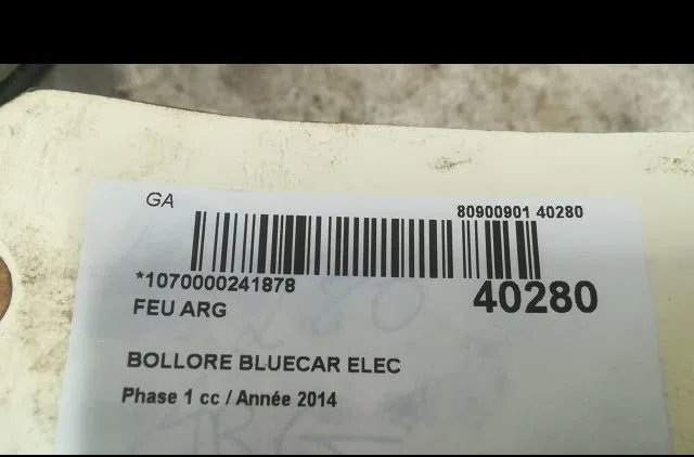 Feu arrière gauche BOLLORE BLUECAR 2014 occasion