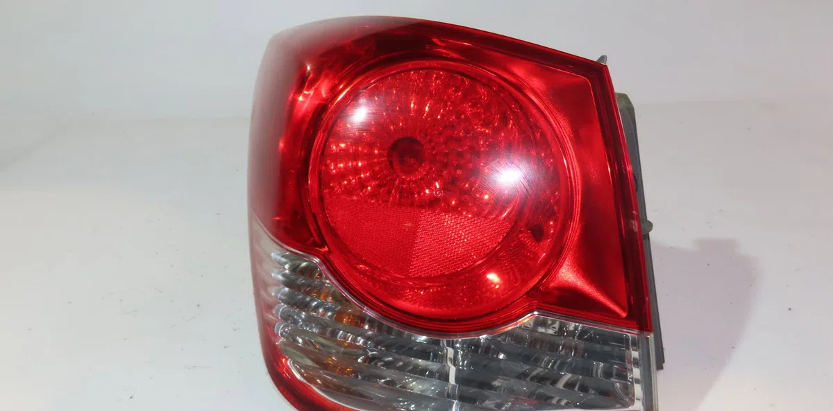 Feu arrière gauche Chevrolet CRUZE 3-5 portes (J305) 1.7 td (2013-2015) occasion