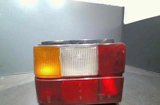 Feu arrière gauche Citroën BX (XB-_) 16 (1987-1993) occasion