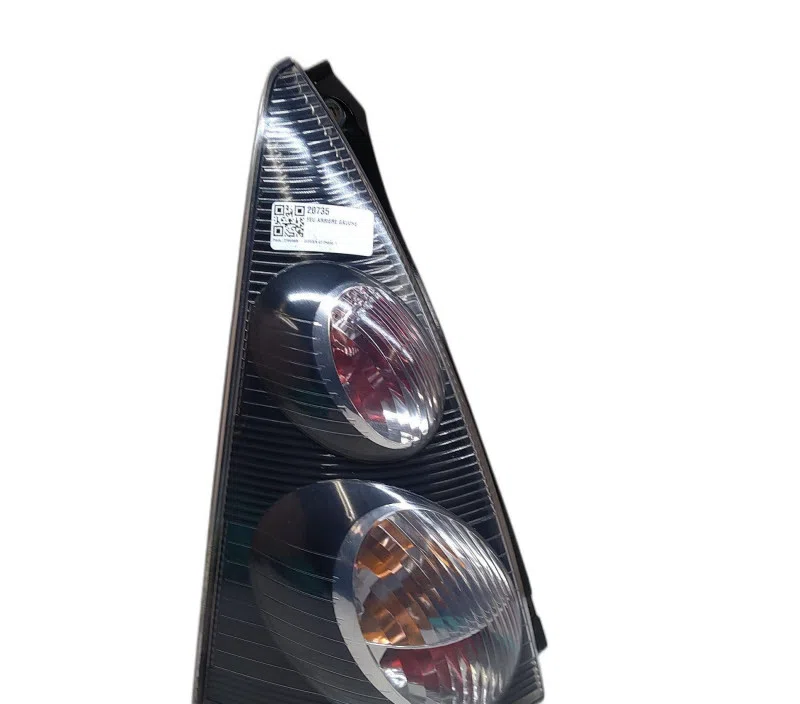 FEU ARRIERE GAUCHE CITROEN C1 00006350X8