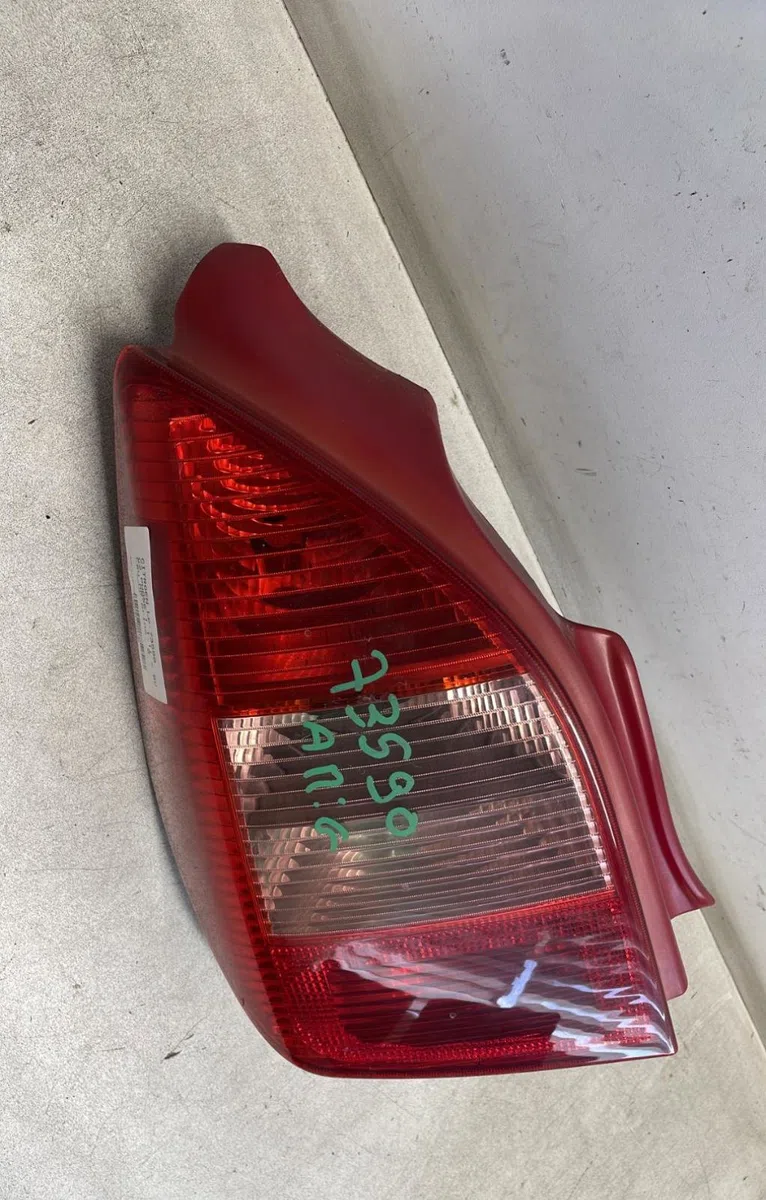 Feu arrière gauche Citroen C2 (JM_) 1.1 (2003-2012) 3 portes occasion